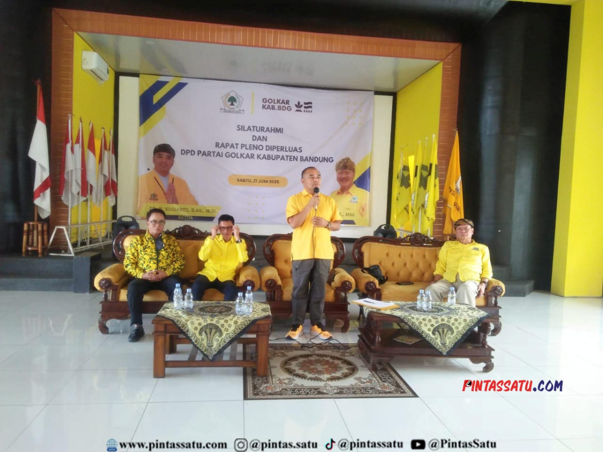 Gelar Rapat Pleno, DPD Partai Golkar Kabupaten Bandung Tegaskan Tetap…_page1_image2