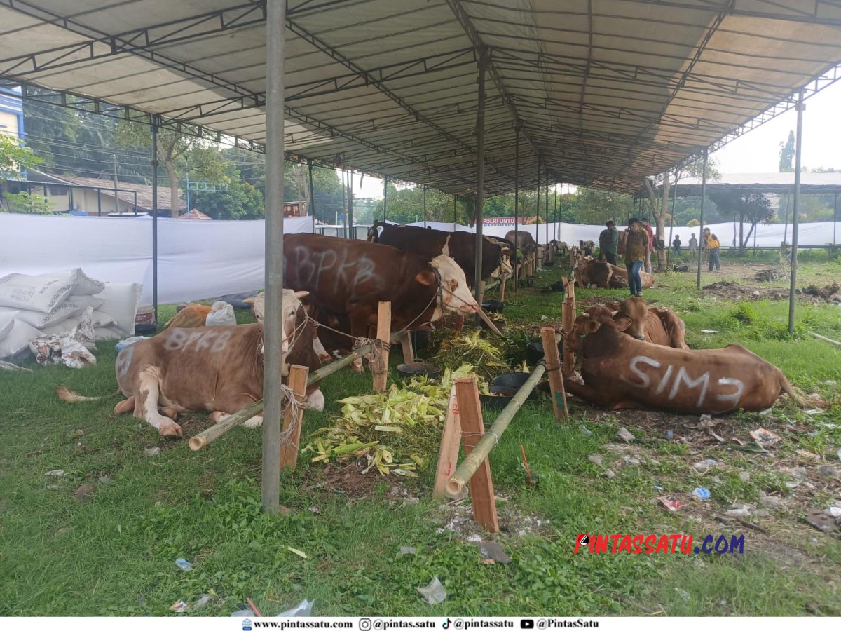 Peduli Sesama di Hari Idul Adha, Ditlantas Polda Metro Jaya Laksanakan Qurban