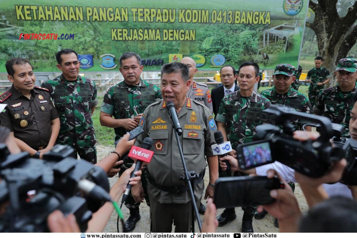 Pemprov Babel Serahkan SK Hibah Tanah